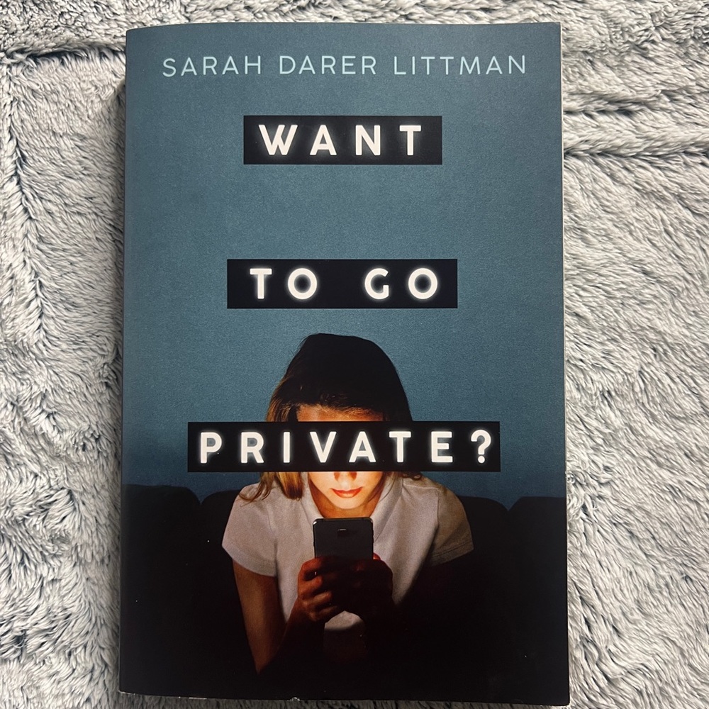 Must-Read Book Bundle - Picture 2 of 7